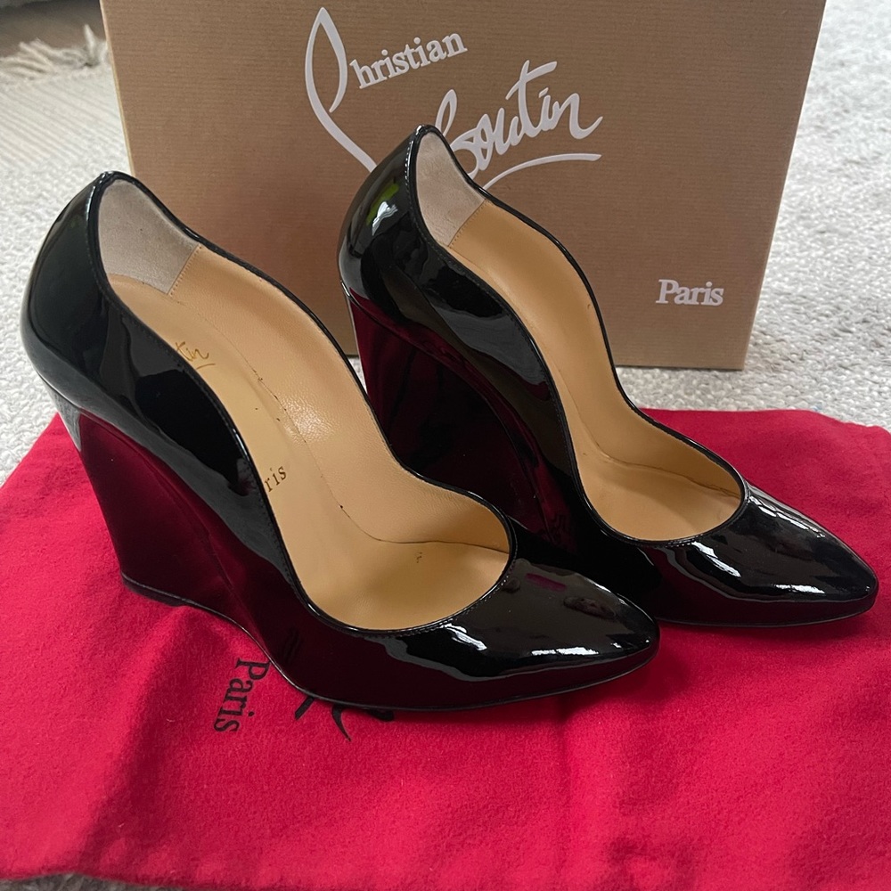 NWT CHRISTIAN LOUBOUTIN TANJA 100 PATEN